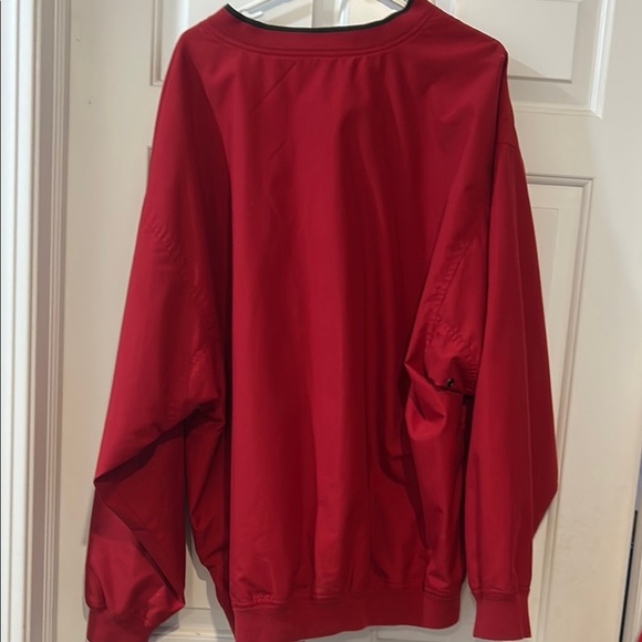 Wisconsin Red V-Neck - Picture 2 of 3